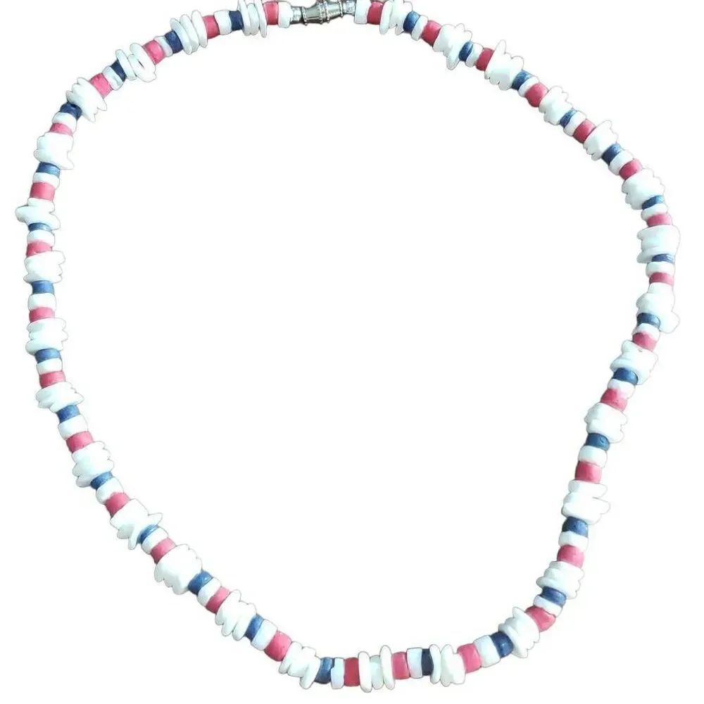 Red, White, and Blue Shell/Wood Beach Necklace‎